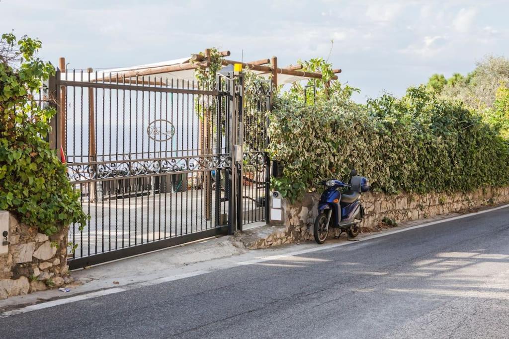 Villa Lena กองกาเดมารีนี ภายนอก รูปภาพ