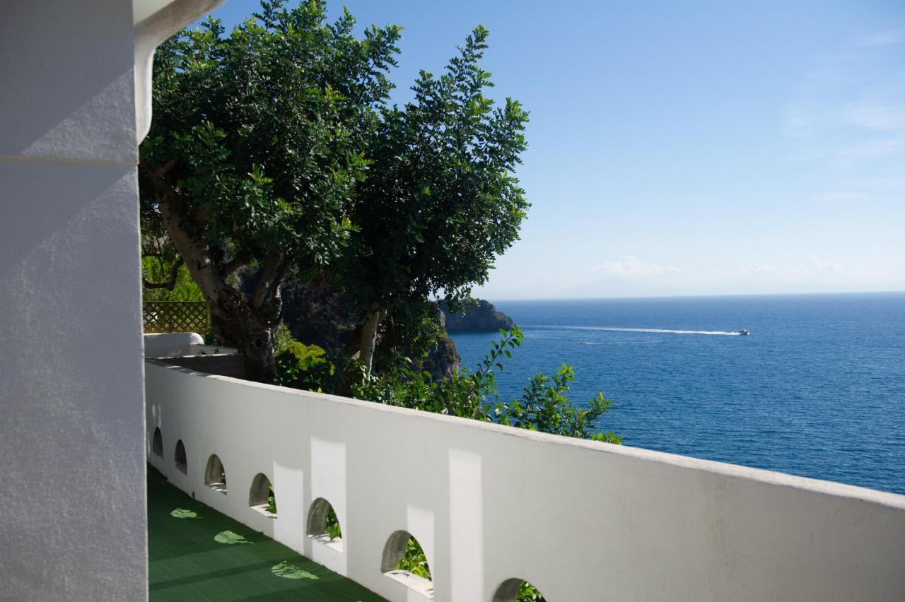 Villa Lena กองกาเดมารีนี ภายนอก รูปภาพ